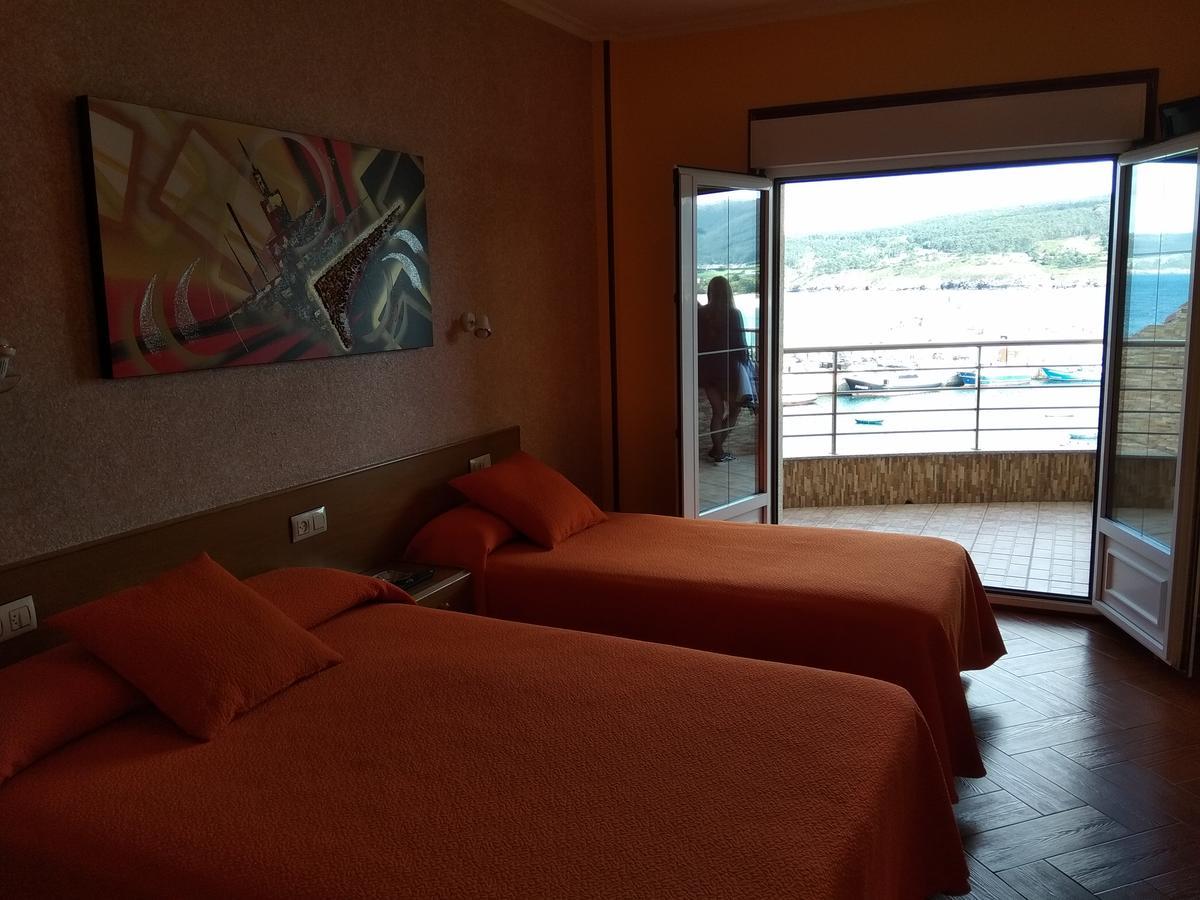 Hostal Residencia Bahia Laxe Buitenkant foto