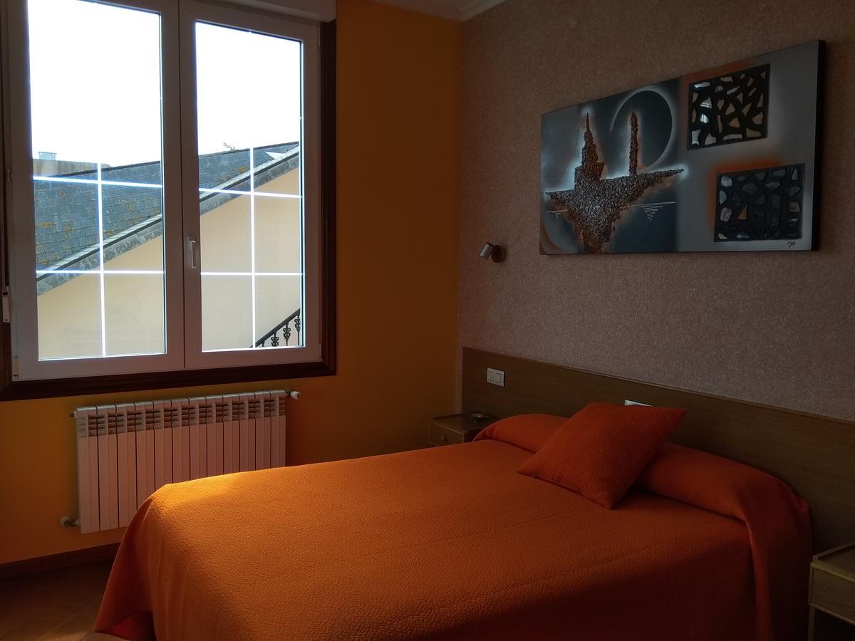 Hostal Residencia Bahia Laxe Buitenkant foto