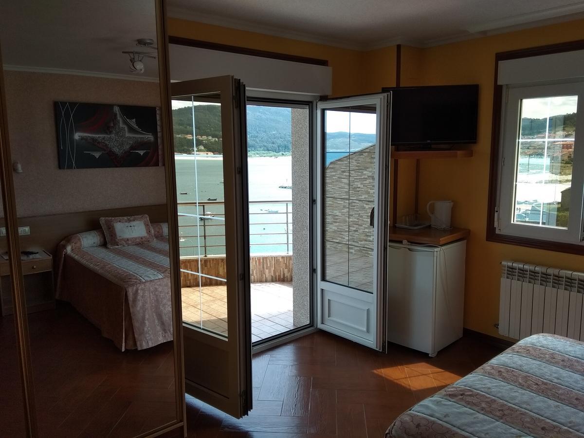 Hostal Residencia Bahia Laxe Buitenkant foto
